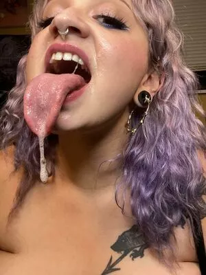 Long Tongue Fetish / _longtonguelewis / diqueentongue / longtonguelewis nude photo #0177