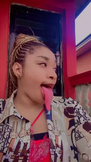 Long Tongue Fetish / _longtonguelewis / diqueentongue / longtonguelewis nude photo #0191