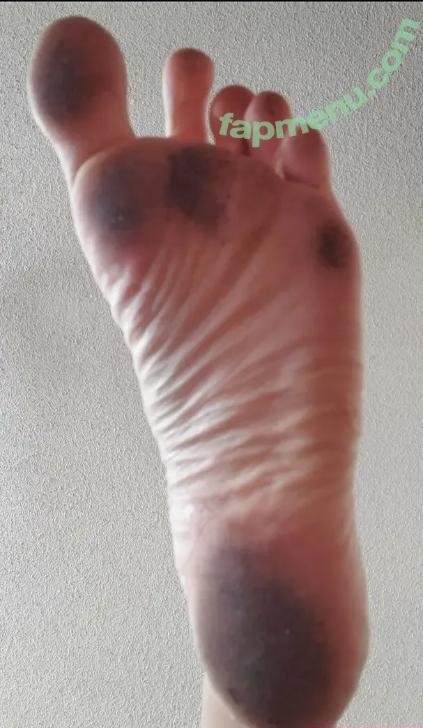 longfootlola nude photo #0022 (la_foot_long)