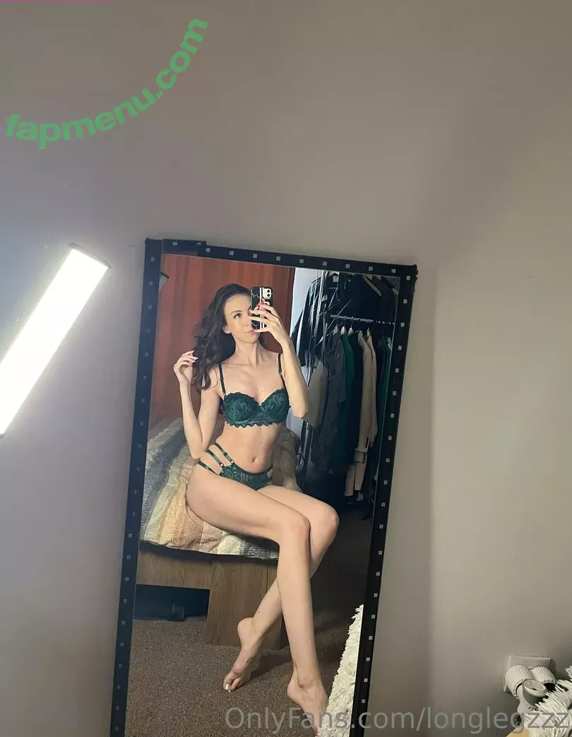 Longlegzzz nude photo #0105 (long-legzzz / nonkuh_mtshali)