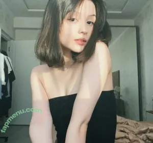 Loonassoftfeet / loona_softfeet nude photo #0005