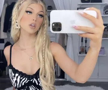Loren Gray / iamlorengray / loren / lorengray nude photo #0267