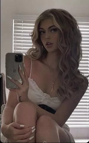 Loren Gray / iamlorengray / loren / lorengray nude photo #0317
