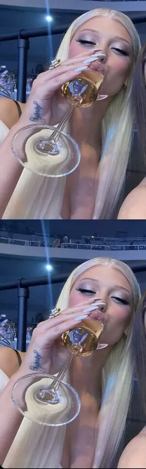 Loren Gray / iamlorengray / loren / lorengray nude photo #0409