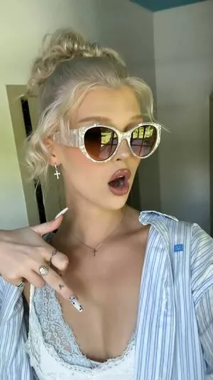Loren Gray / iamlorengray / loren / lorengray nude photo #0466