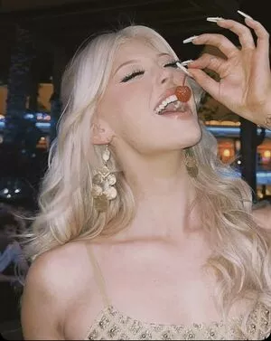 Loren Gray / iamlorengray / loren / lorengray nude photo #0499
