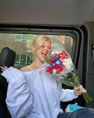 Loren Gray / iamlorengray / loren / lorengray nude photo #0514