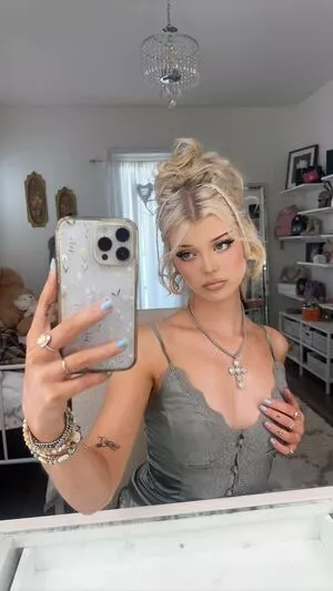 Loren Gray / iamlorengray / loren / lorengray nude photo #0523