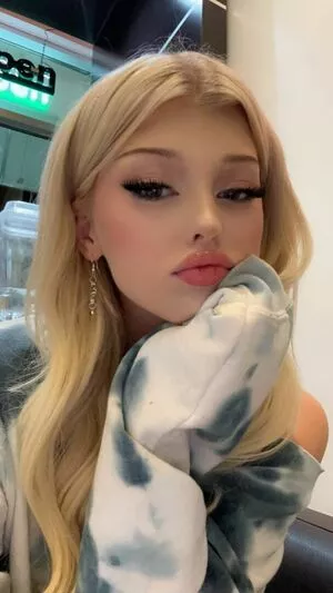 Loren Gray / iamlorengray / loren / lorengray nude photo #0541