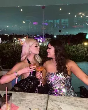 Loren Gray / iamlorengray / loren / lorengray nude photo #0551