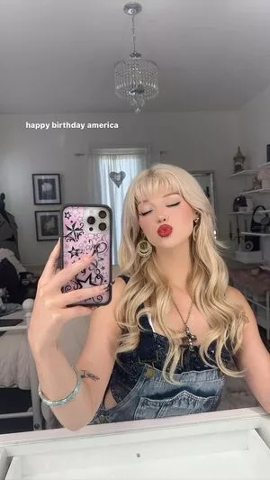 Loren Gray / iamlorengray / loren / lorengray nude photo #0643