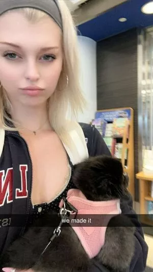 Loren Gray / iamlorengray / loren / lorengray nude photo #0670