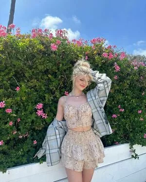 Loren Gray / iamlorengray / loren / lorengray nude photo #0682