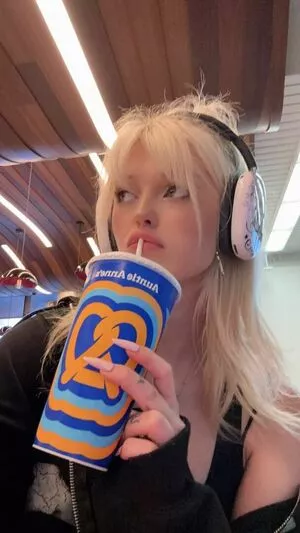 Loren Gray / iamlorengray / loren / lorengray nude photo #0744