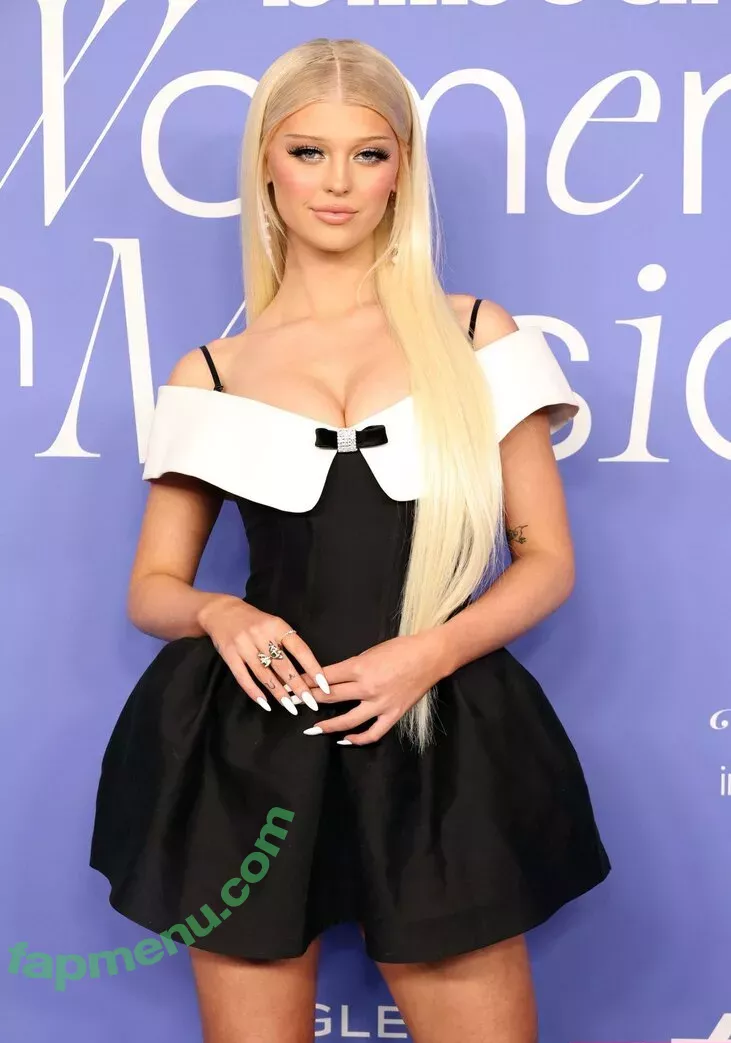 Loren Gray nude photo #0401 (iamlorengray / loren / lorengray)