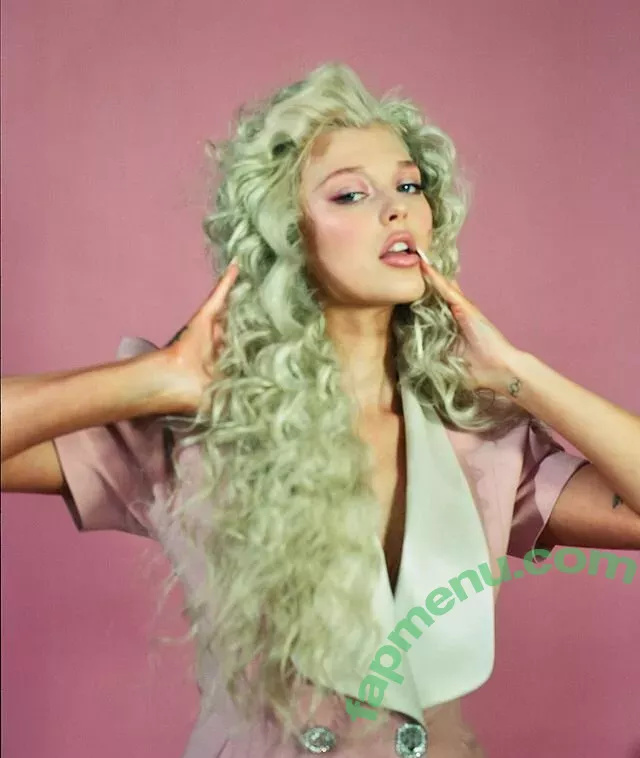 Loren Gray nude photo #0421 (iamlorengray / loren / lorengray)