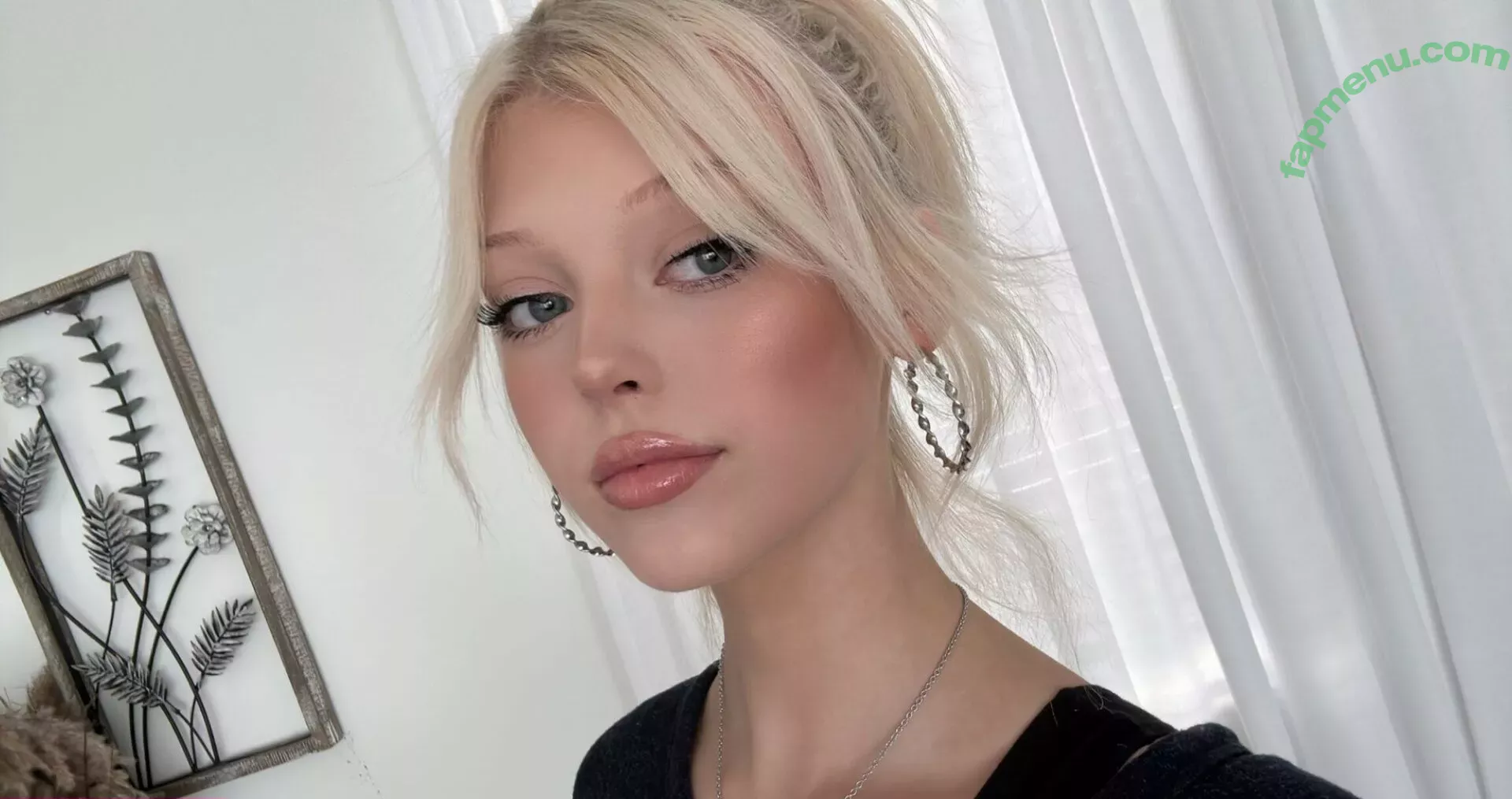 Loren Gray nude photo #0430 (iamlorengray / loren / lorengray)
