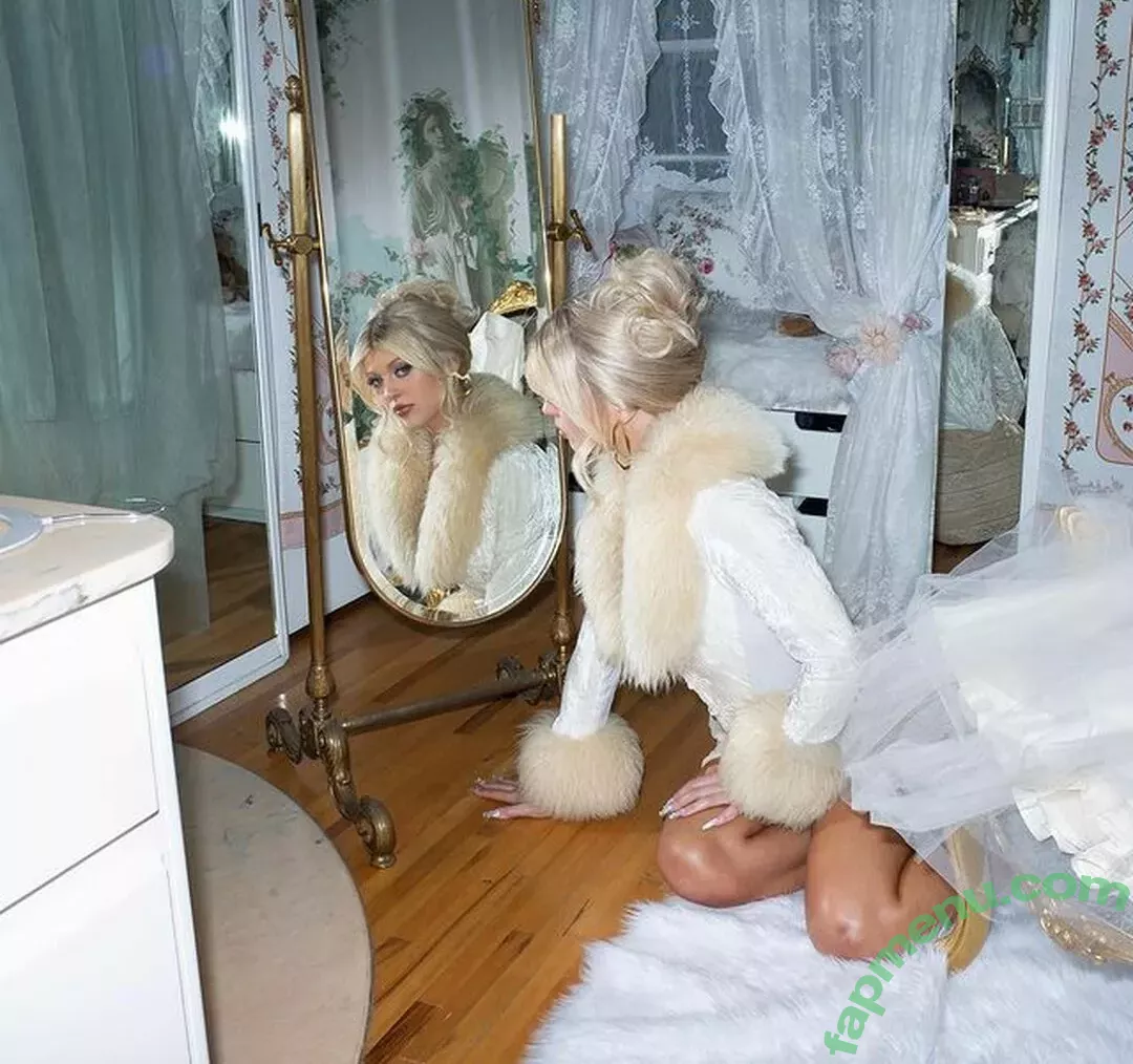 Loren Gray nude photo #0464 (iamlorengray / loren / lorengray)