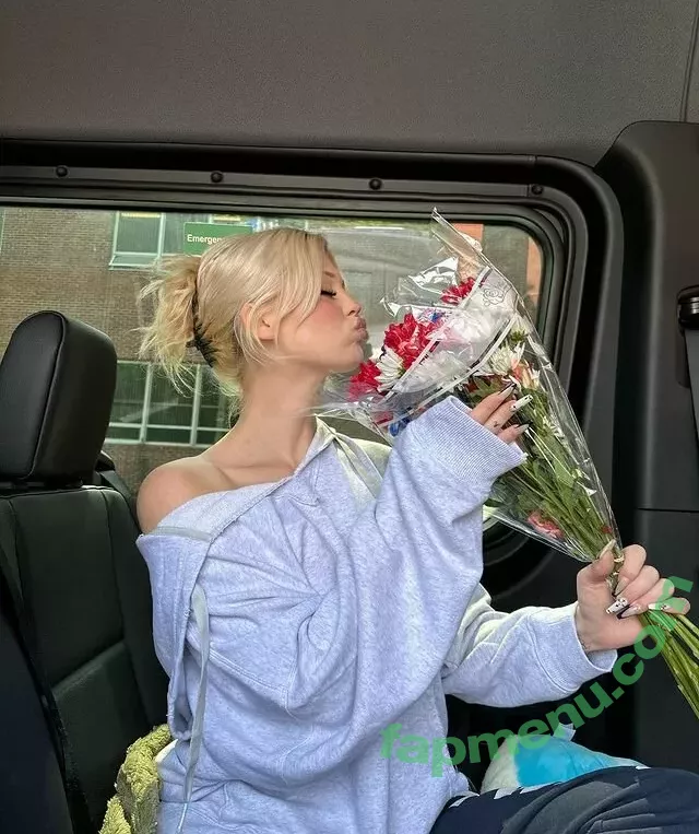 Loren Gray nude photo #0518 (iamlorengray / loren / lorengray)