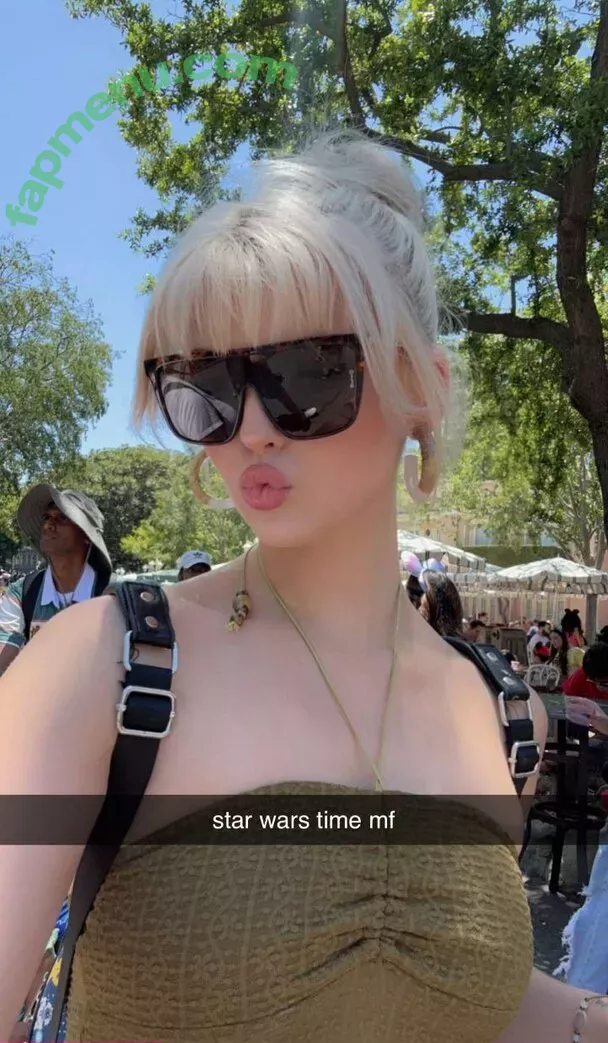 Loren Gray nude photo #0650 (iamlorengray / loren / lorengray)