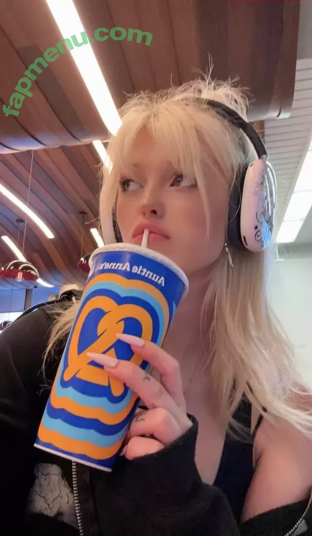 Loren Gray nude photo #0744 (iamlorengray / loren / lorengray)