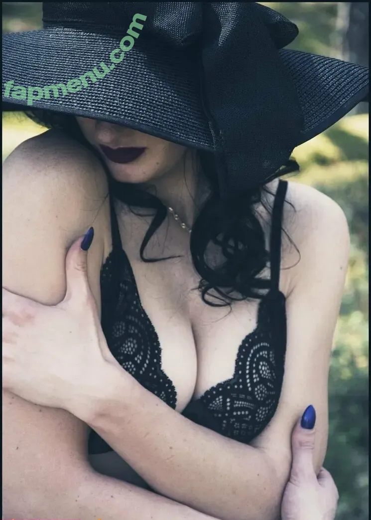 lorienveil-onlyfans nude photo #0002 (lorienveil-onlyfans)
