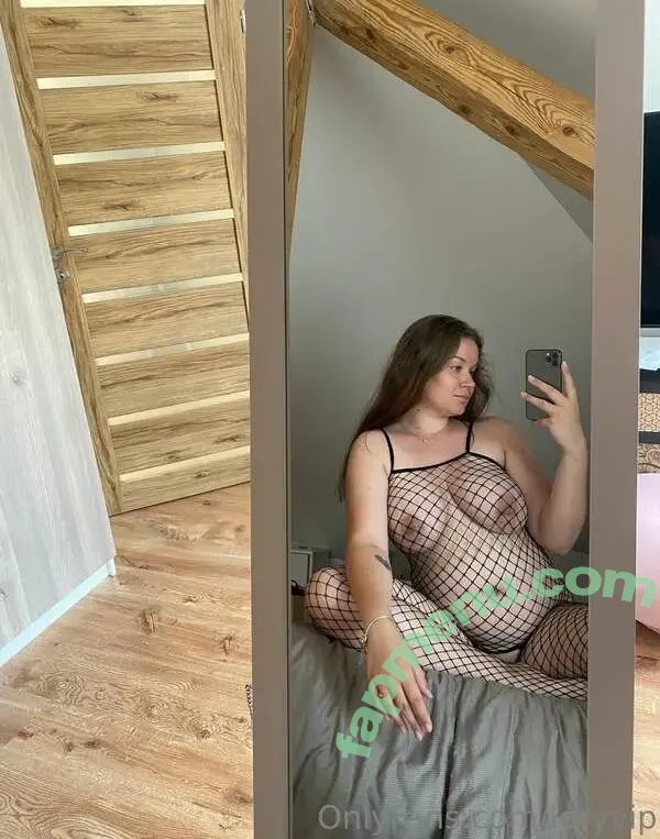 loryvip nude photo #0009 (lory.tv)