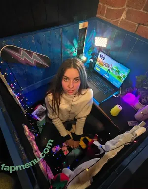 Loserfruit / brattykayla nude photo #0756