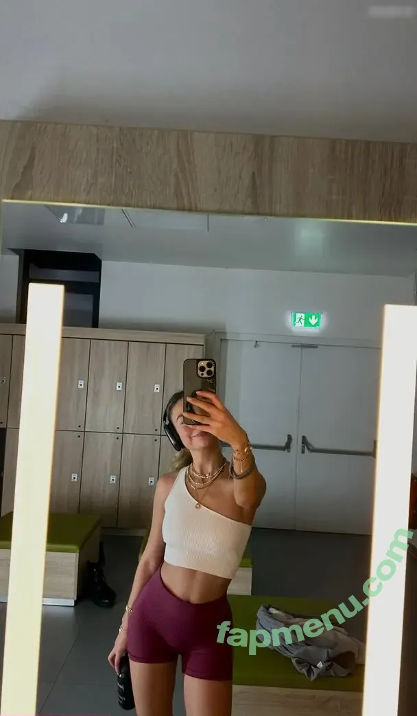 Lotty_kxa nude photo #0205 (Lotty_kxa)