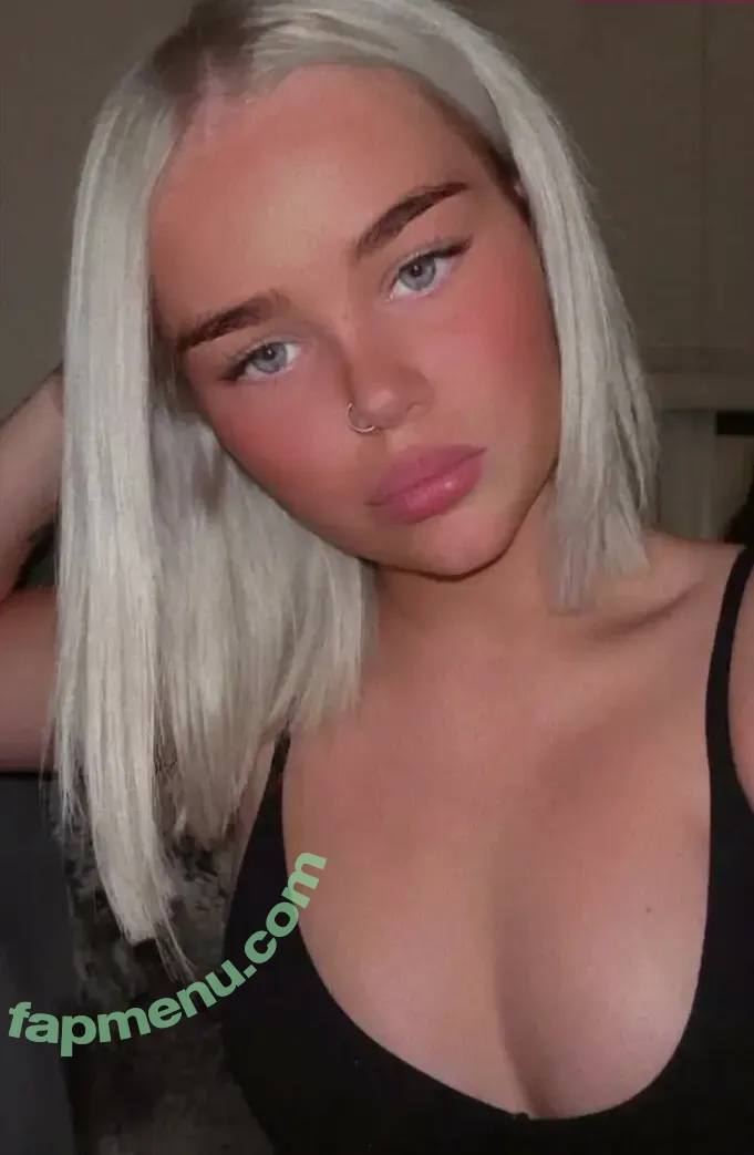 Lotus Petrie nude photo #0005 (lotuspetrie_xo)