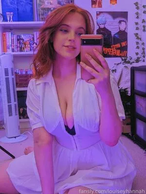 louiseyhannah / officialannalouise nude photo #0063