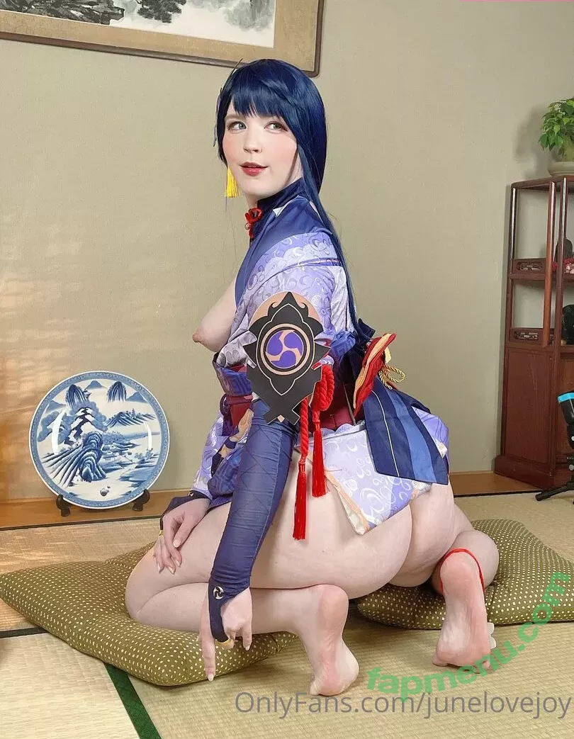 Lovejoy June nude photo #0010 (junelovejoy / junelovejoyy)