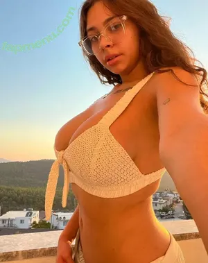  nude photo #0005