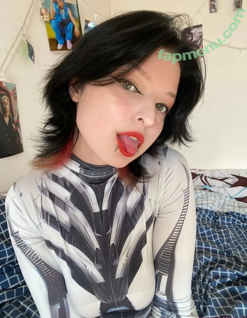 lovellyeli nude photo #0076 (imlovelylo)