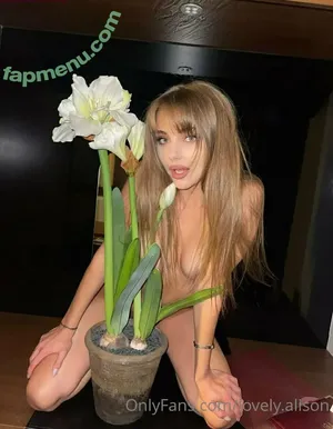  nude photo #0012