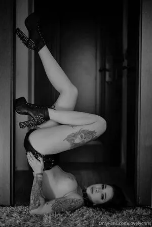 lovelychris / lovelychris_ nude photo #0044