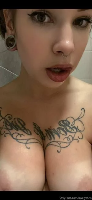 lovelychris / lovelychris_ nude photo #0121