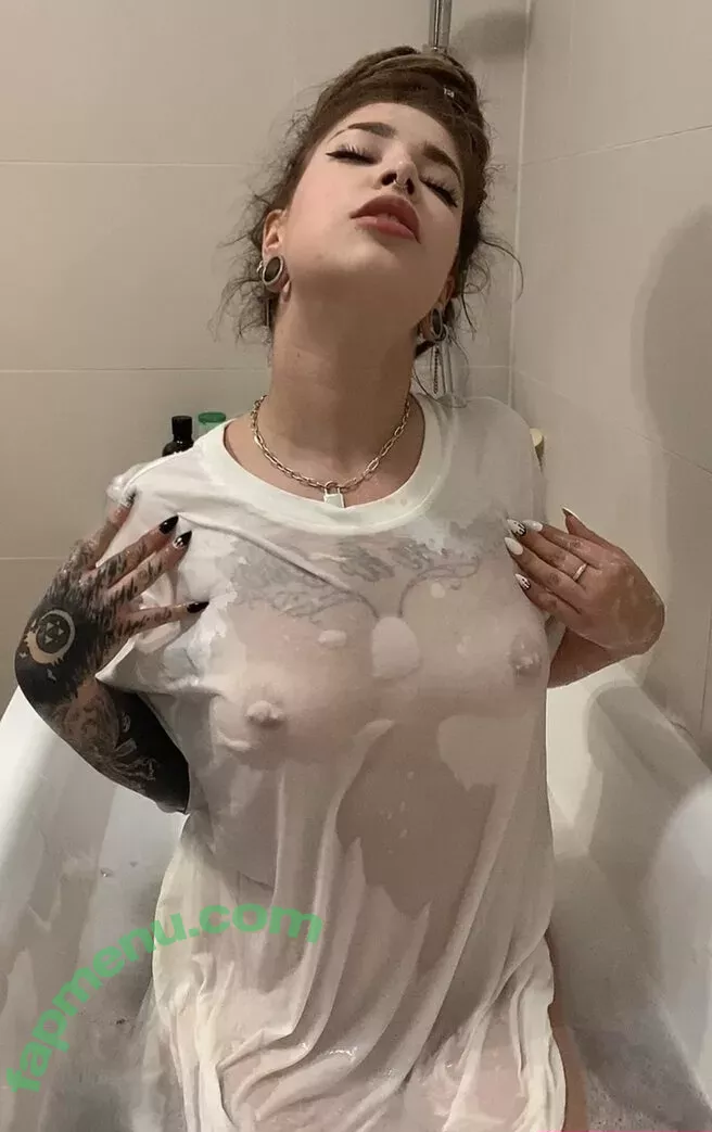 lovelychris nude photo #0024 (lovelychris_)