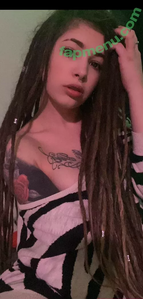 lovelychris nude photo #0120 (lovelychris_)
