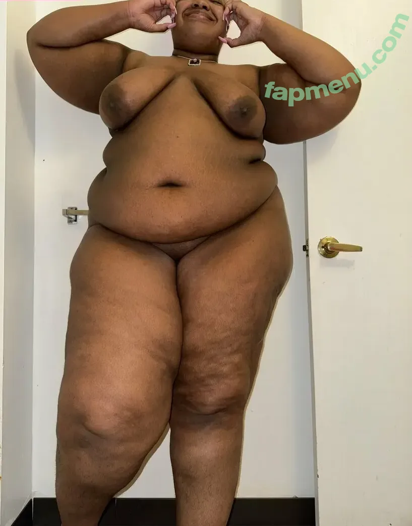 Lovelypeaches nude photo #0020 (lovelypeachespopsinger100)
