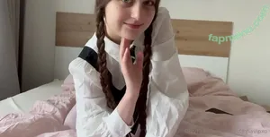 lovelytinnavipxo nude photo #0211