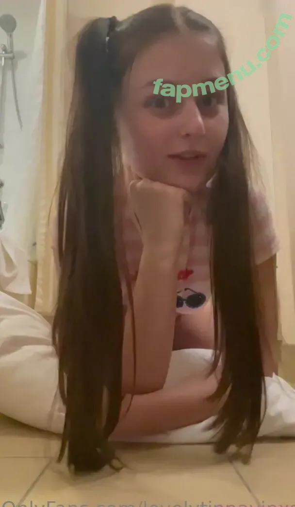 lovelytinnavipxo nude photo #0073 (lovelytinnavipxo)
