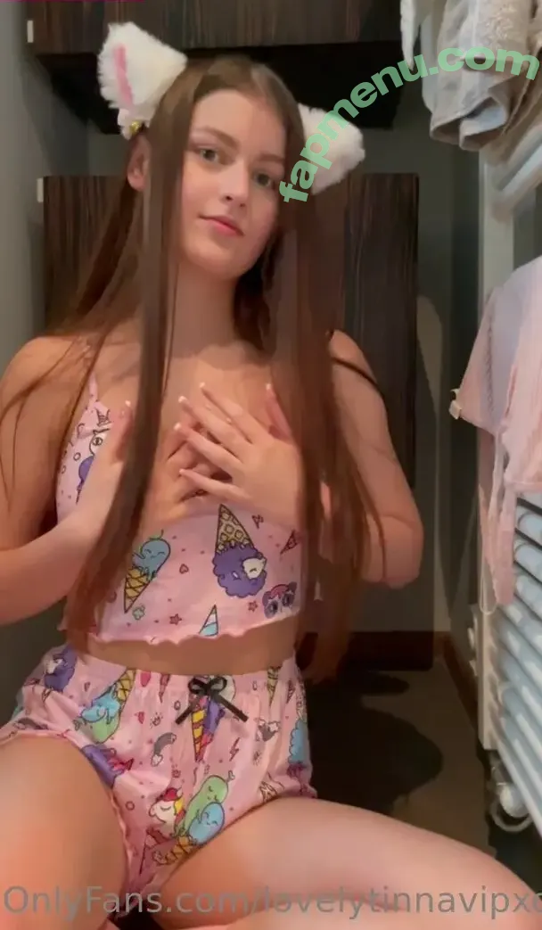 lovelytinnavipxo nude photo #0147 (lovelytinnavipxo)