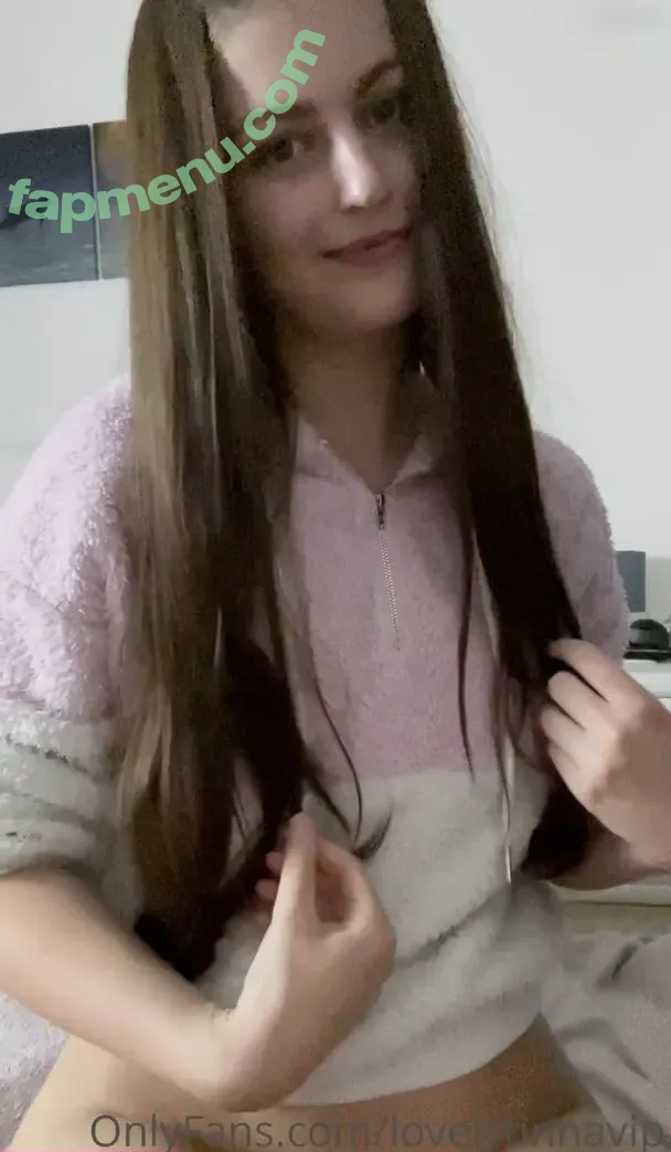 lovelytinnavipxo nude photo #0298 (lovelytinnavipxo)