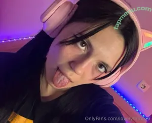 lovelytinnaxo / letlovegrow nude photo #0016