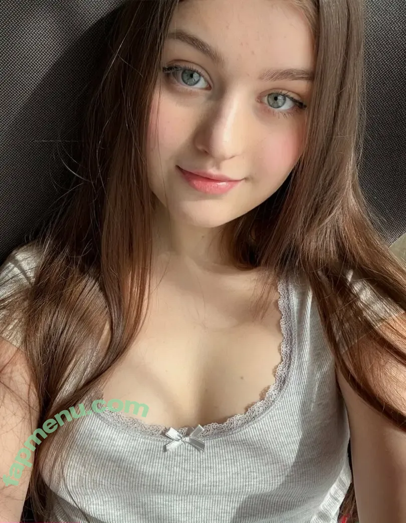 lovelytinnaxo nude photo #0008 (letlovegrow)