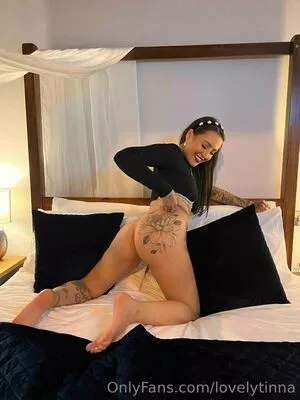 lovelytinnaxo / letlovegrow nude photo #0074