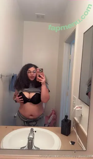  nude photo #0004