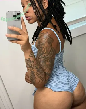 lovemeek / Timmeka Love / motivatedby_meek nude photo #0002
