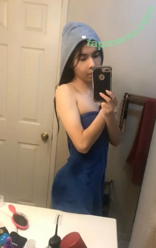 loveneri nude photo #0002 (loveneri24)